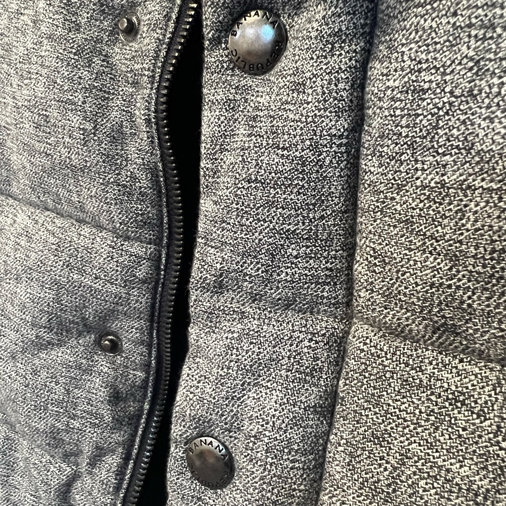 Banana Republic Unisex Puffy Vest Size M - Picture 4 of 4